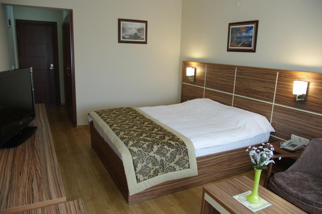 Petek Hotel Muğla Exteriör bild